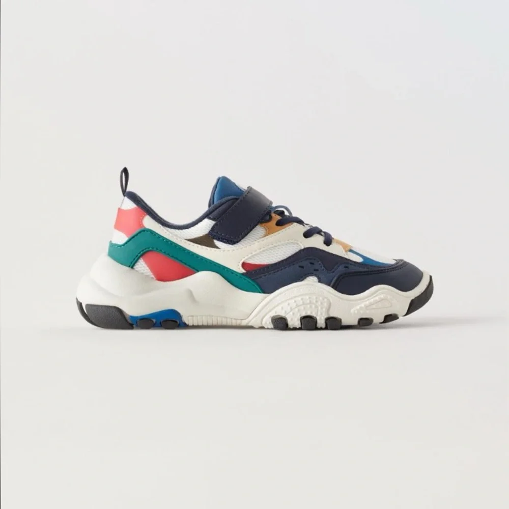Zara kids, multi color sneakers, 13.5 (7.5 inches)